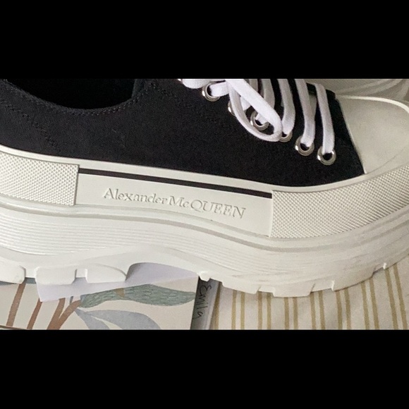 Alexander McQueen Tread Slick Canvas Platform Sneakers, Size 41 - Picture 6 of 14
